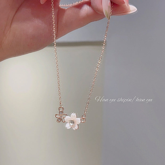Wholesale New romantic cherry blossom necklace with a light luxury spring style, niche and high-end feeling, collarbone chain accessory