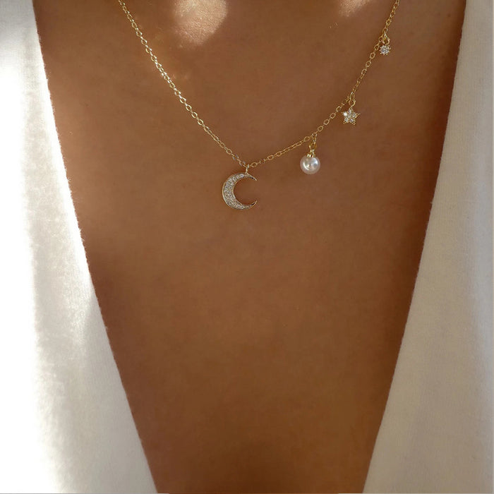 Wholesale Simple and versatile alloy jewelry with diamond studded pentagonal stars, moon, collarbone chain necklace, women's pendant