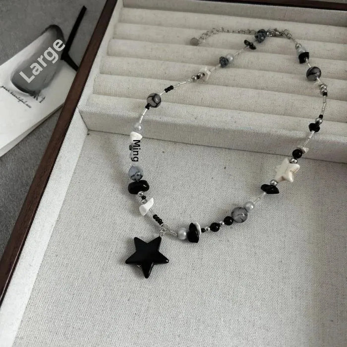 Wholesale Beaded necklace for women, light luxury, niche, high-end design, collarbone chain