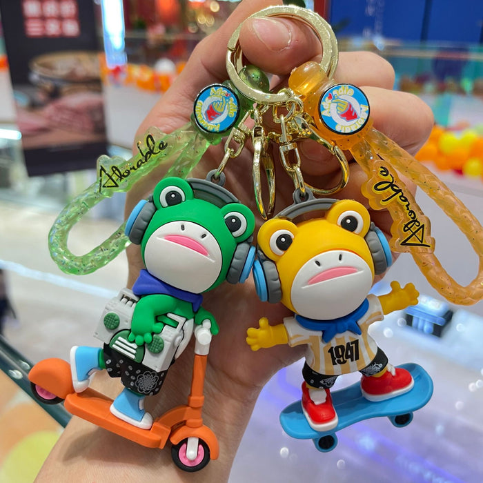 Wholesale Cartoon keychain cute PVC doll bag pendant car keychain circle small gift wholesale