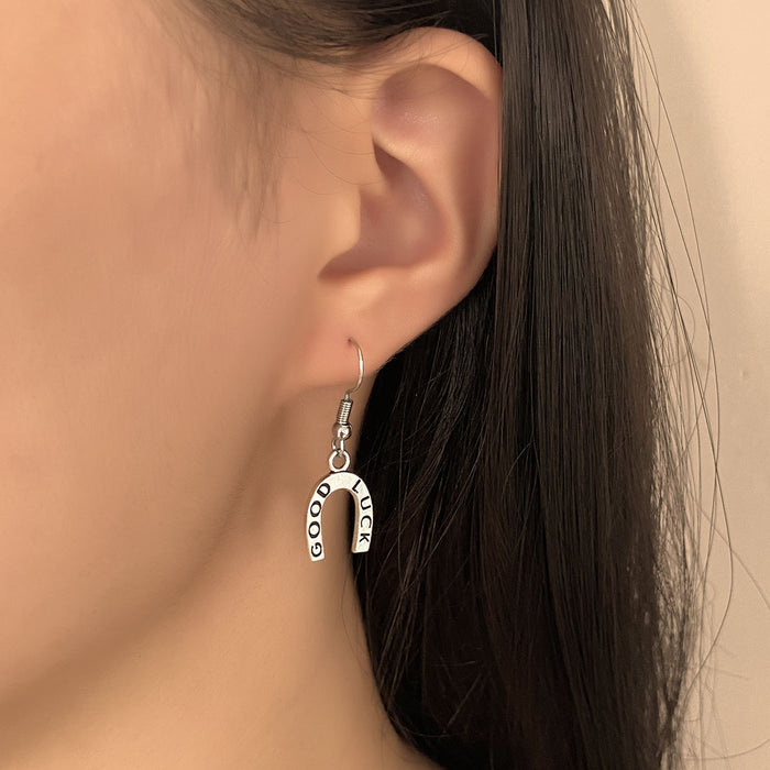 Wholesale Western Cowboy Style Geometric Letter U-Shaped Tassel Earrings Earrings