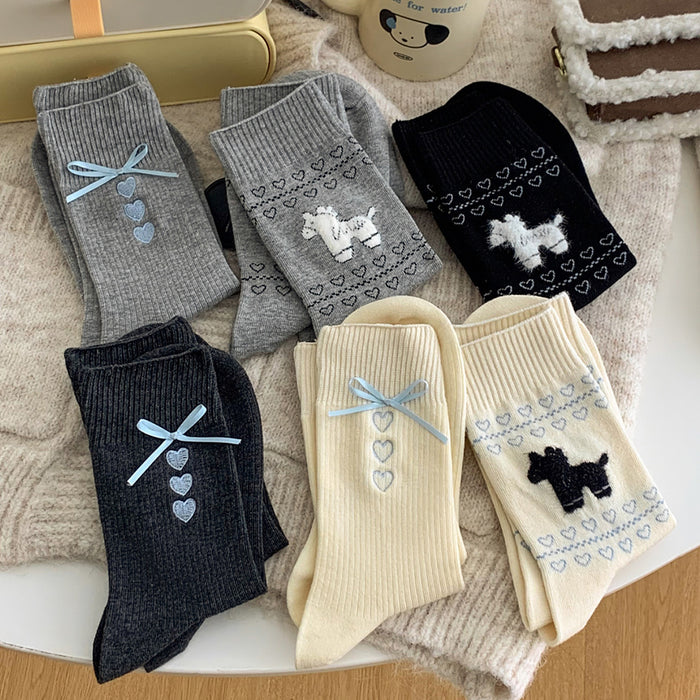Wholesale Embroidered heart-shaped tube socks with blue ribbon and bow, stacked socks
