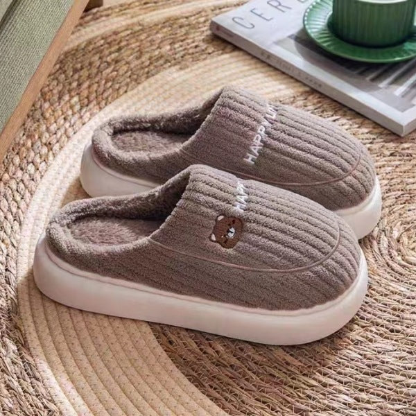 Wholesale Cartoon  couple cotton slippers men's thick bottom mute home  furry slippers women