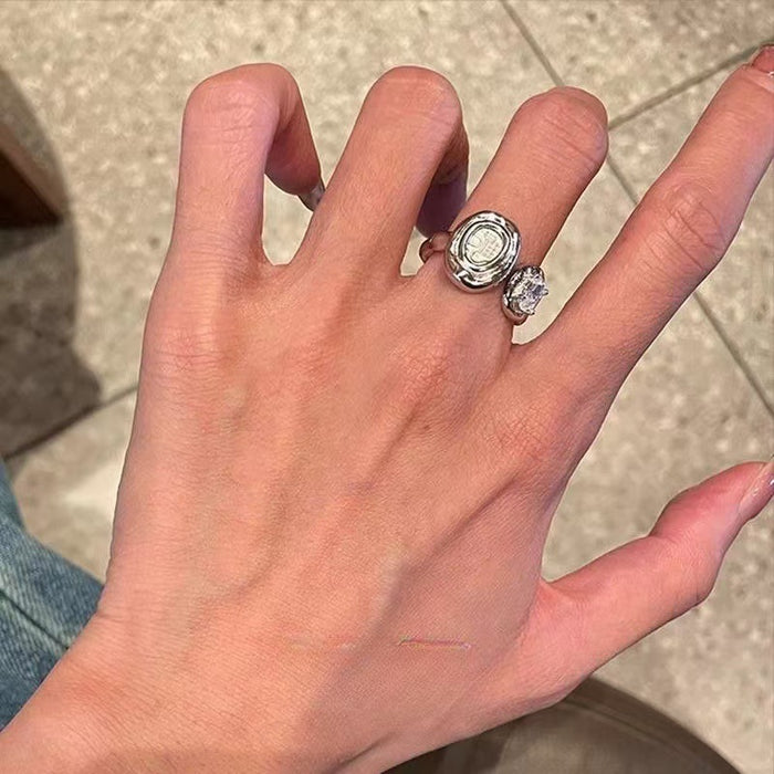Wholesale Vintage ring, ring opening, light luxury zircon temperament, high-end fashion, niche index finger