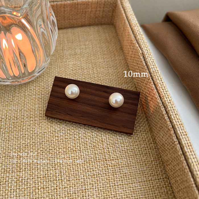 Wholesale Pearl earrings, versatile earrings, silver ear studs