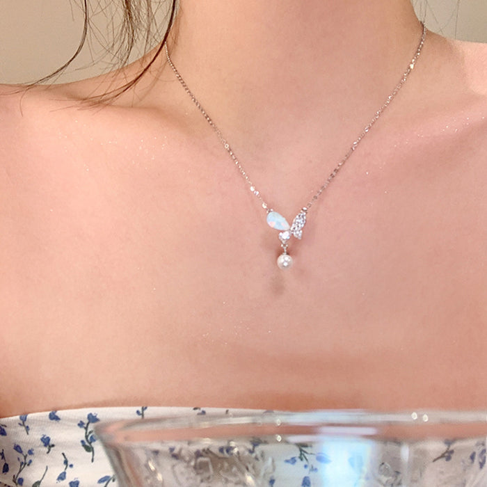 Wholesale Blue Butterfly Pearl Necklace Versatile, Unique Design, Titanium Steel Lock Chain, Luxury Neck Chain, Accessories Wholesale