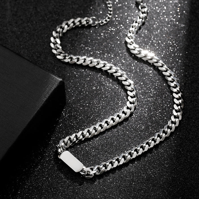 Wholesale Cuban chain necklace, high-end feel chain, simple and versatile sweater chain, niche vegetarian chain jewelry
