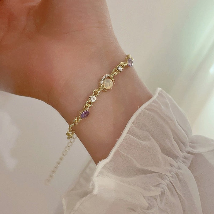 Wholesale Butterfly bracelet with niche design, high-end feel, floral zircon jewelry, versatile, light luxury, exquisite