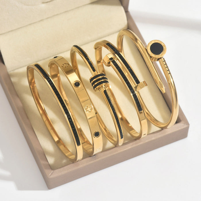 Wholesale Women S Studded Titanium Steel Bracelet Gold  Design Electroplated Black Finish Fashion Jewelry Accessory Everyday Gift