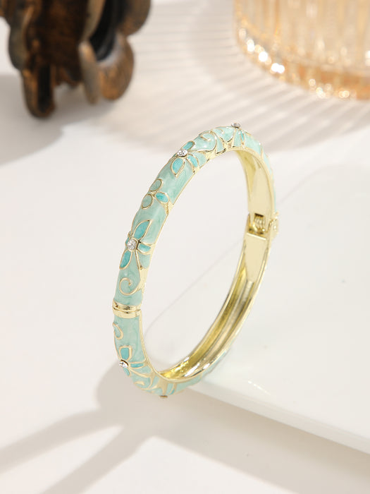 Wholesale Alloy Four Leaf Clover Open Bangle With Drip Oil Enamel Fashion Jewelry Accessory For Everyday Wear And Gift