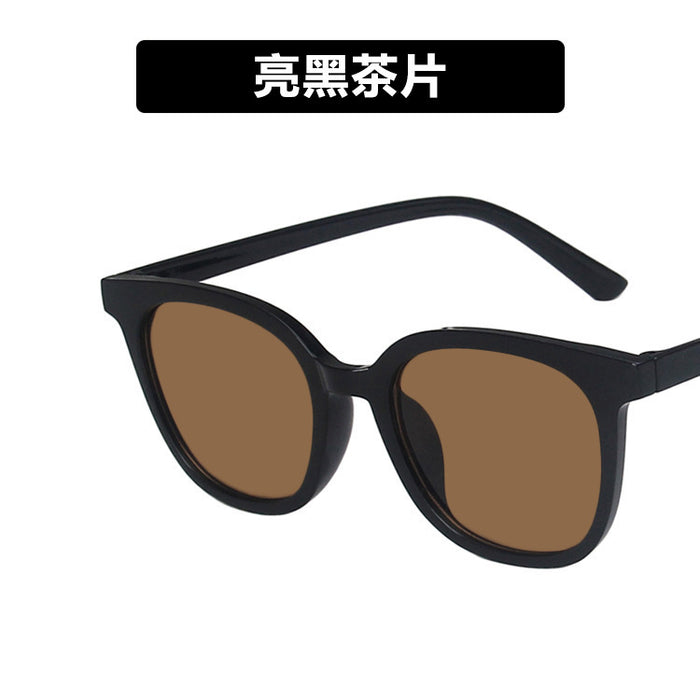 Wholesale Sunglasses PC Square Small Frame Brown MOQ≥2 JDC-SG-YuX003