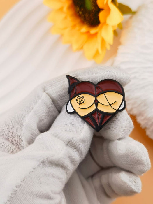 Wholesale Cartoon  heart-shaped pumpkin head bandage  bat fun clothing brooch