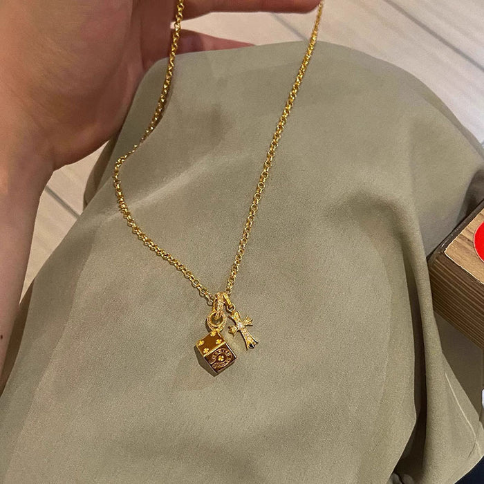 Wholesale Stylish,  versatile,  and exquisite cross necklace