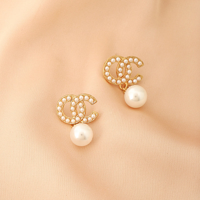 Wholesale Pearl earrings, niche design, geometric temperament, minimalist earrings