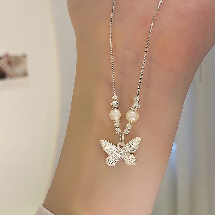 Wholesale Pearl butterfly necklace with versatile temperament, high-end feel, light luxury, niche design, collarbone chain accessories