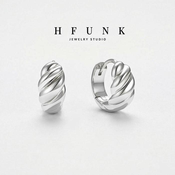 Wholesale Copper Alloy Earrings with Star and Sheep Horn Design,  Fashionable and Simple,  Unique High-End Style,  Versatile Women' s Ear Studs