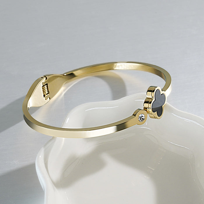 Wholesale Classic Clover Diamond Bracelet Titanium Steel Accessory Stainless Steel Minimalist Jewelry