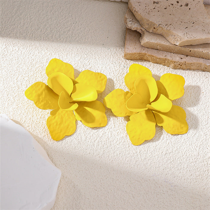 Wholesale Electroplated Iron Floral Yellow Earrings Fashion Accessory MOQ≥2