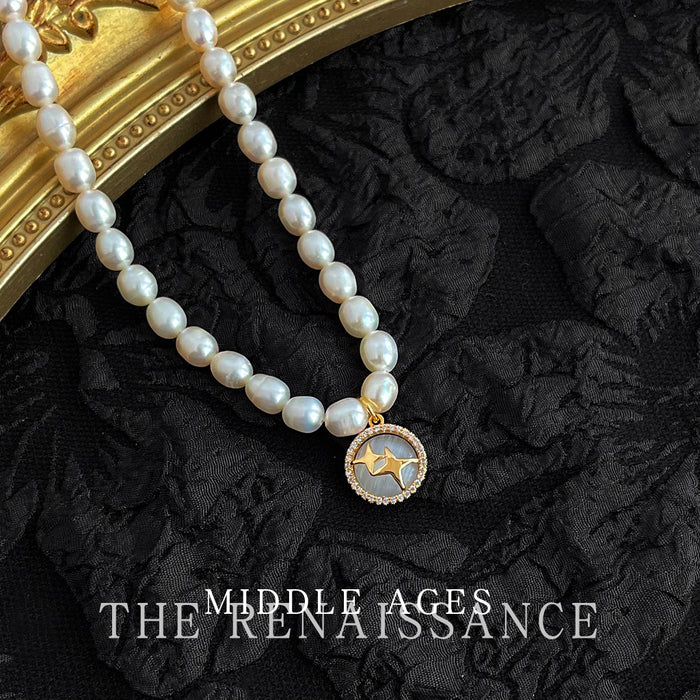 Wholesale Shell necklace, butterfly collarbone chain, vintage high-end accessory