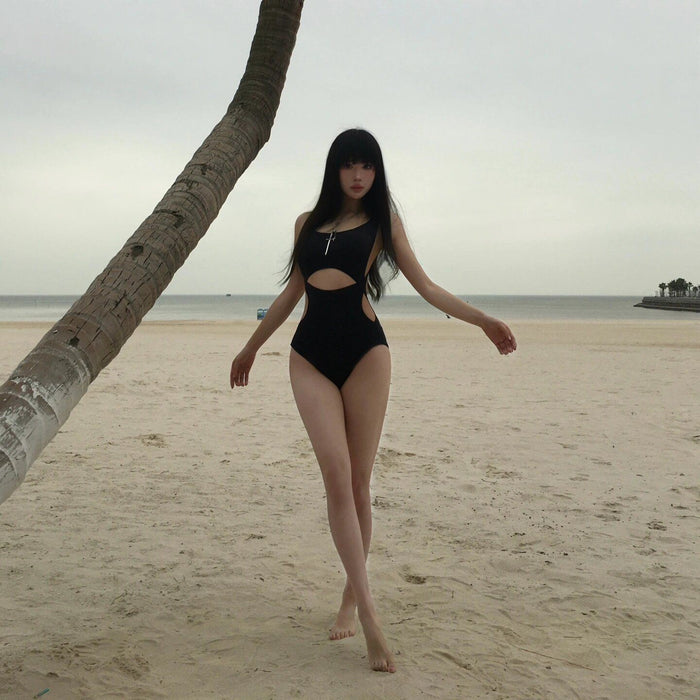 Wholesale One piece hollowed out sexy bikini swimsuit