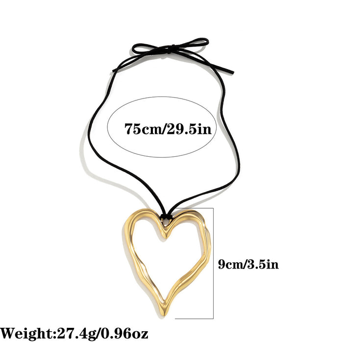 Wholesale Exaggerated Big Heart Fashion Sweater Chain JDC-NE-Gute001