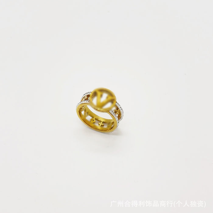 Wholesale Wholesale of titanium steel rings, electroplated bracelets, and non fading accessories