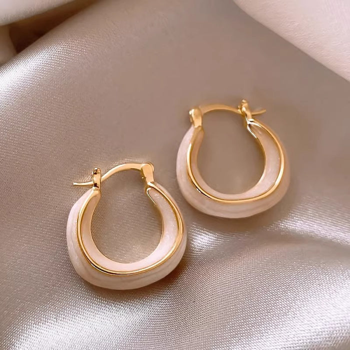 Wholesale Light luxury irregular retro U-shaped simple and versatile earrings