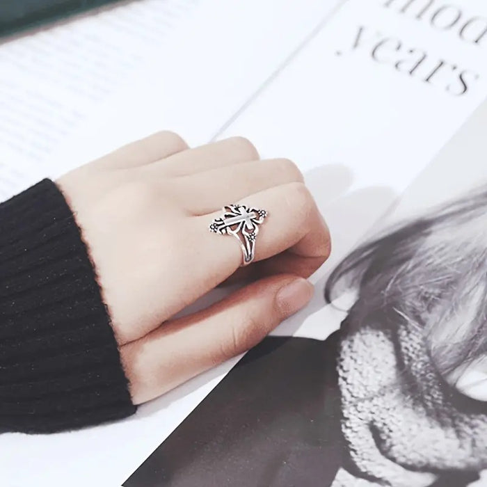 Wholesale Ring retro cross unisex flower design paired with high-quality jewelry