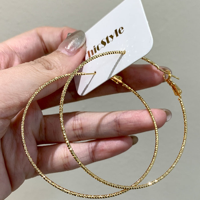 Wholesale Exaggerated Metal Large Circle Thin Hoop Earrings Ear Ring Distinctive