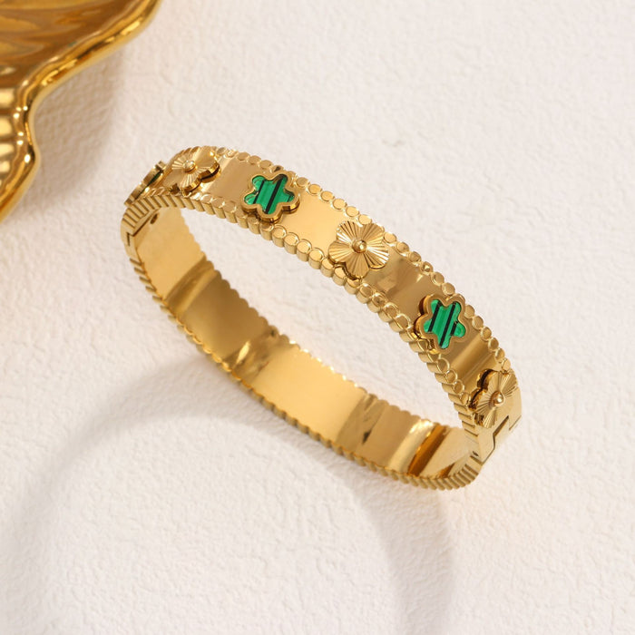 Wholesale Titanium steel five-leaf clover gold-plated bracelet