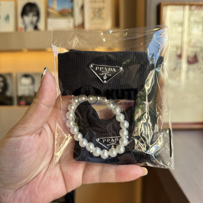 Wholesale Doll Clothes with Hat Pearl Necklace Knitted Doll Clothes