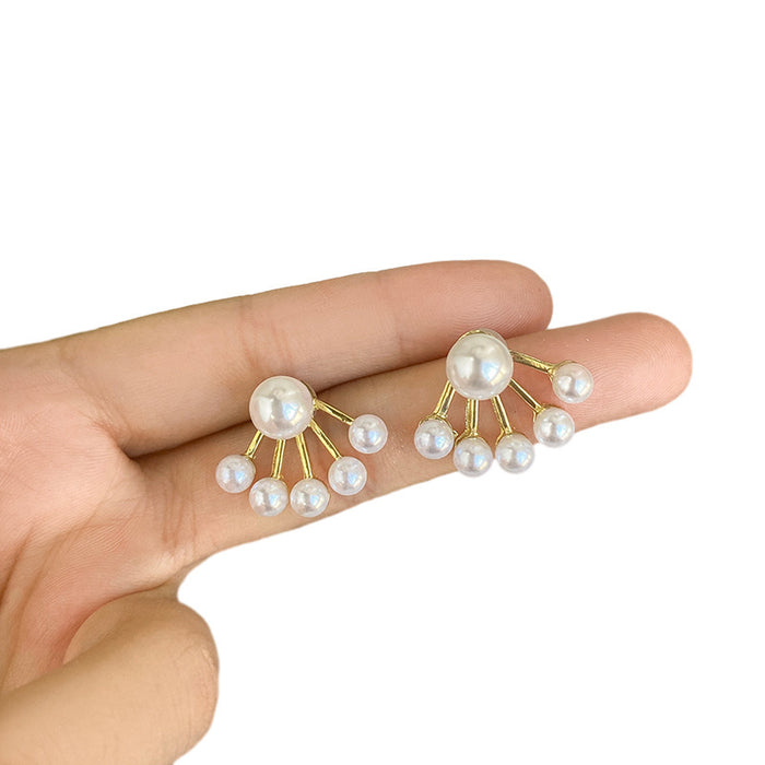 Wholesale Flower earrings, niche and versatile, pearl earrings, silver needles, high-end design sense