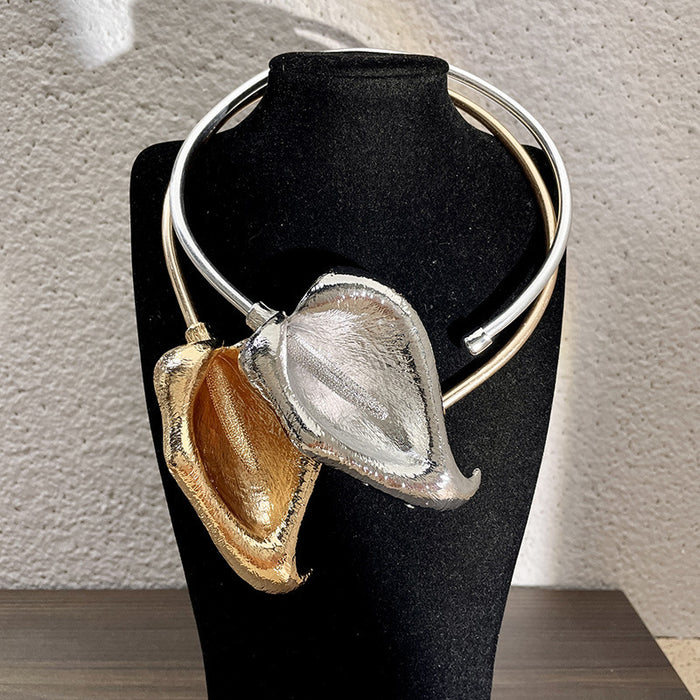 Wholesale Gold Flower Calla Lily Collar Necklace Zinc Alloy Fashion Accessory
