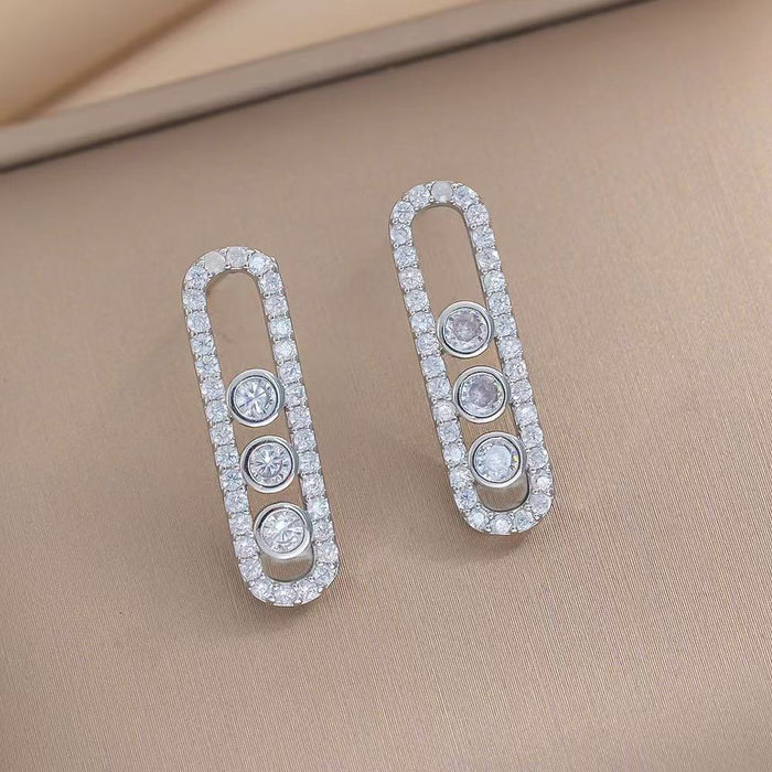 Wholesale Geometric Paperclip Clavicle Necklace
