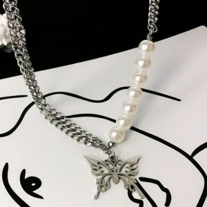 Wholesale Pearl necklace for women in summer, light luxury, niche, high-end design, versatile in autumn and winter