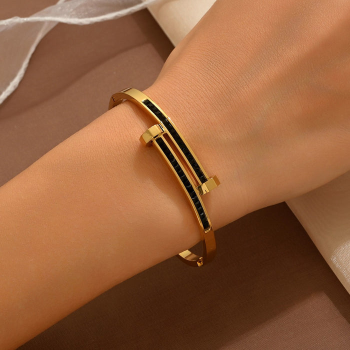 Wholesale Women S Studded Titanium Steel Bracelet Gold  Design Electroplated Black Finish Fashion Jewelry Accessory Everyday Gift