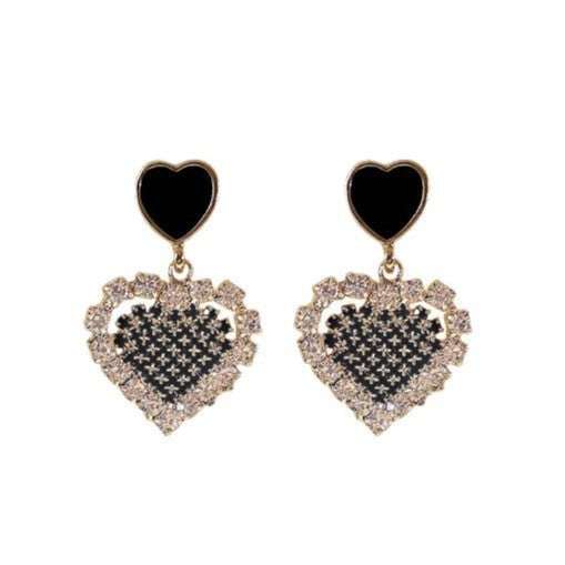 Wholesale Versatile temperament, heart-shaped earrings, personalized sparkling diamond earrings, personalized drip oil earrings
