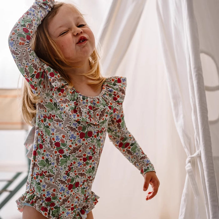 Wholesale Girls' swimsuit European style sun protection long sleeved quick drying printed children's swimsuit