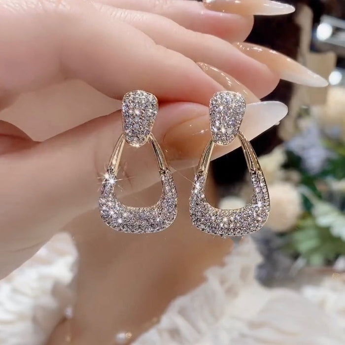 Wholesale Silver needle full diamond geometric earrings, niche design, high-end luxury earrings, wholesale
