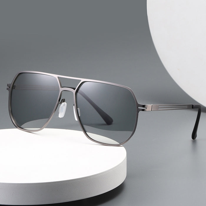 Wholesale New Fashion Fishing UV Protective Sunglasses, Driving Glasses, Polarized Color Changing Glasses