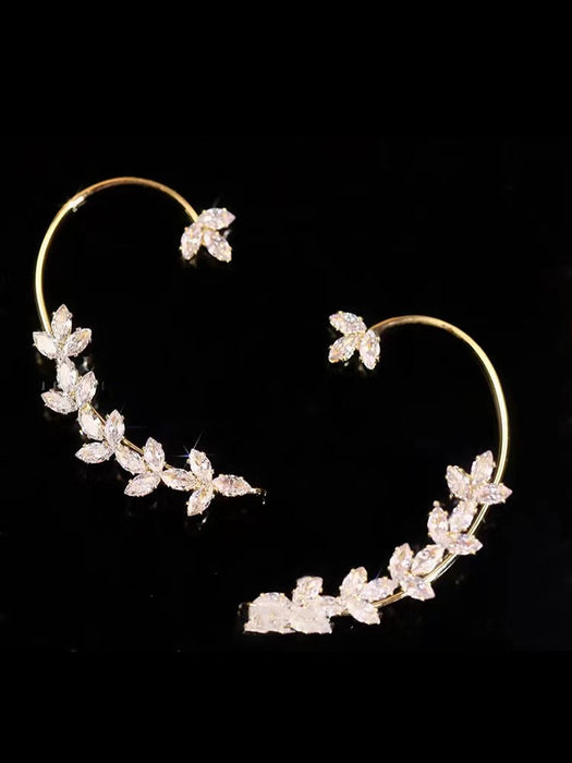 Wholesale Zircon ear clip without ear hole, high-end feeling ear bone clip with silver earrings