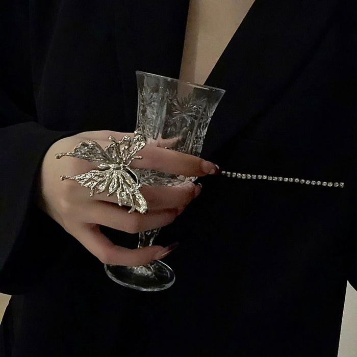 Wholesale Butterfly exaggerated ring, fashionable personality, niche design, high-end sense, unique accessory