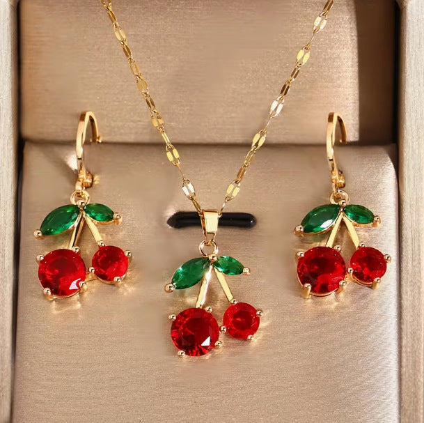 Wholesale Lucky Clover Flower Design 5-Piece Jewelry Set Alloy Electroplated Fashion Accessory