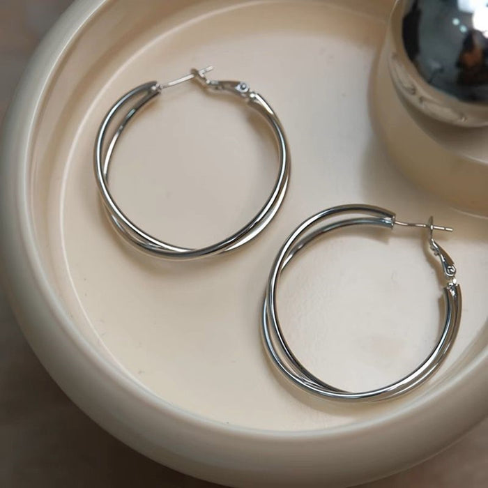 Wholesale Silver needle earrings with circular earrings, light luxury and high-end feel. Exaggerated large earrings and earrings