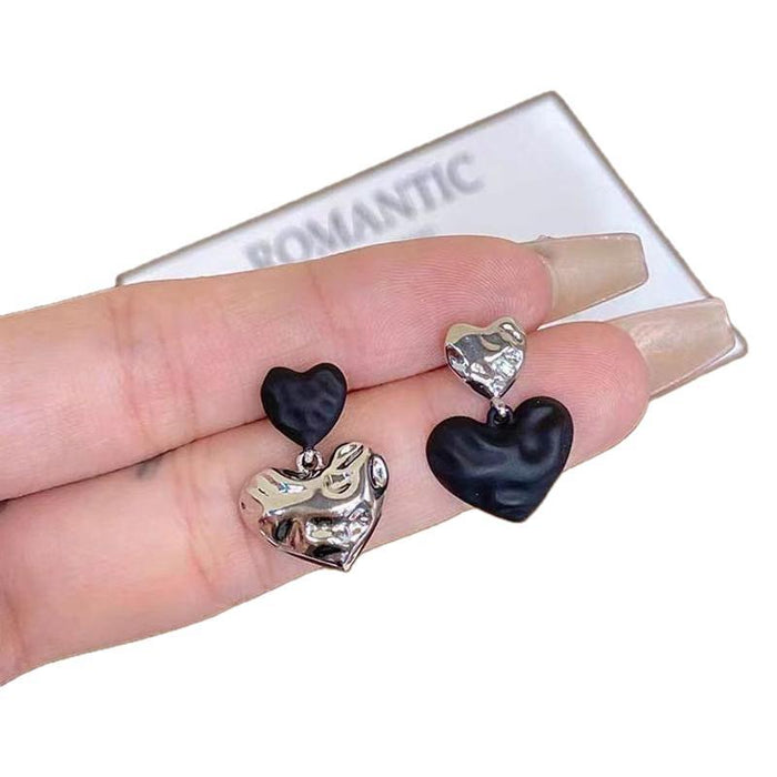 Wholesale Black Love Earrings Popular Earrings Women's Silver Needle Earrings