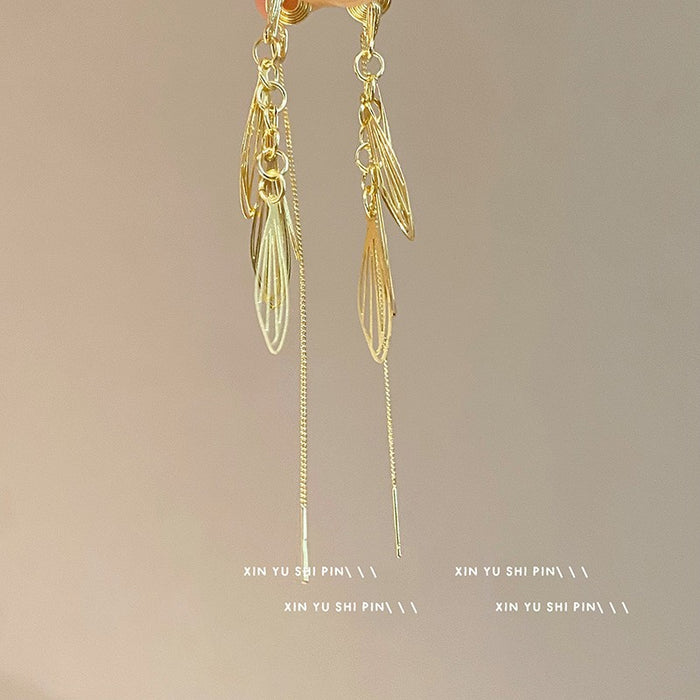 Wholesale Vintage metallic floral tassel earrings with a light luxury and high-end feel, niche design temperament, versatile and long earrings
