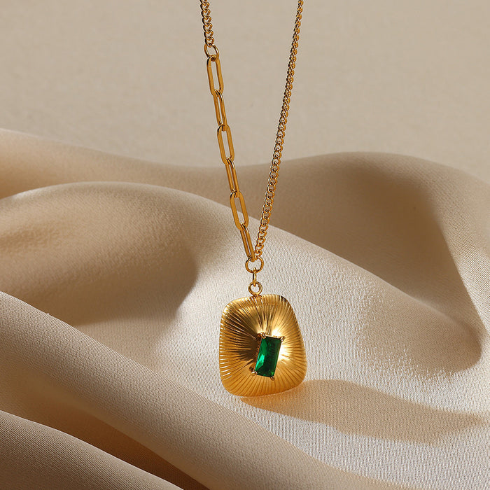 Wholesale gold stainless steel zircon pearl necklace love pendant