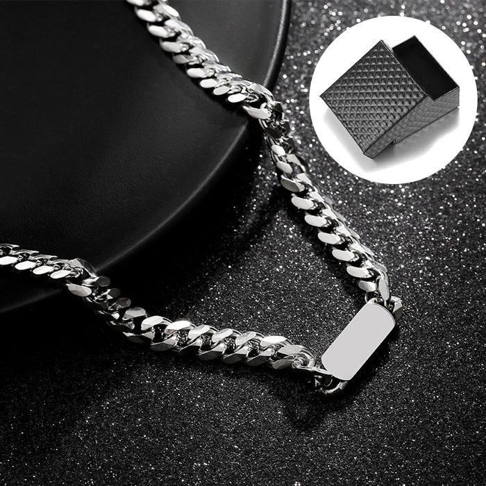 Wholesale Cuban chain necklace, high-end feel chain, simple and versatile sweater chain, niche vegetarian chain jewelry