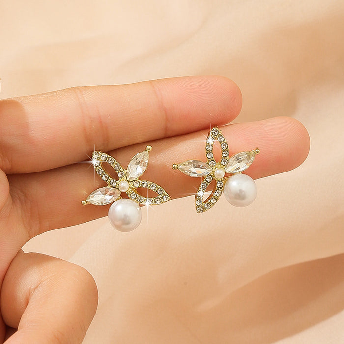 Wholesale Fashionable pearl studded diamond light luxury starfish earrings with versatile temperament, exquisite and niche earrings