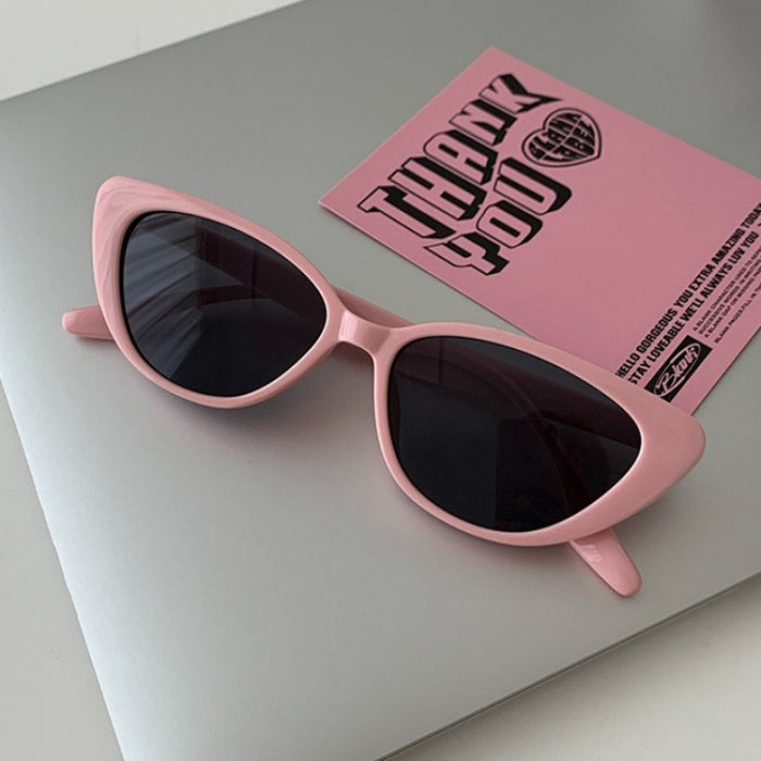Wholesale Retro Cat Eye Clip On Sunglasses Chic Travel Shades UV385 Fashion Accessory Boutique Resale Gift